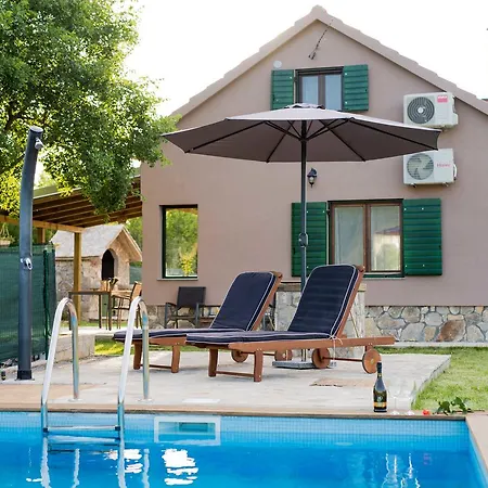 Villa G&p