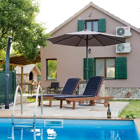 Villa G&p