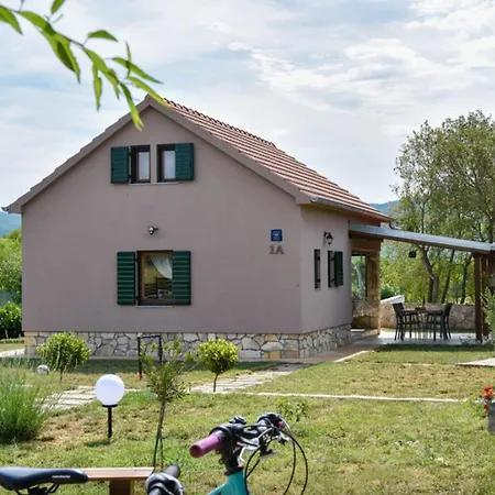 G&p Villa *